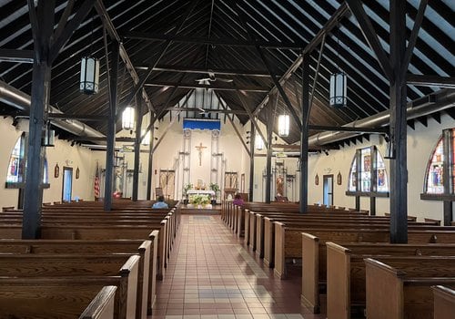 The Importance of Inclusivity in Churches: A Guide to Finding Sign Language Interpretation in Nassau County, NY